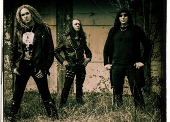 Parris Hyde, Max Dean e Cinzia Zeta Moon fuori dalla band