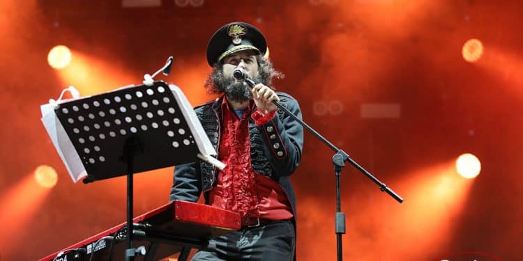 Vinicio Capossela, tutto esaurito per la data di Taranto con l’Orchestra della Magna Grecia