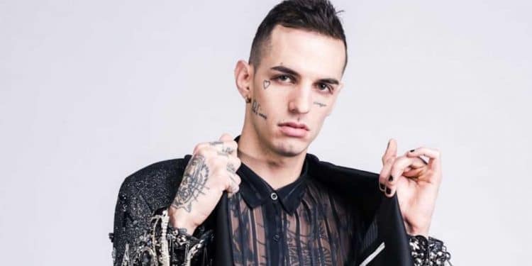 Achille Lauro-Sony Music: è polemica!