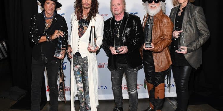 Aerosmith, Joe Perry: “Abbiamo sempre resistito allo scioglimento”
