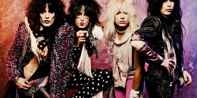 Tommy Lee, il batterista si rinchiude in studio