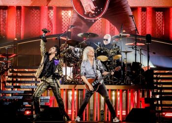 Queen + Adam Lambert: il tour europeo posticipato al 2021