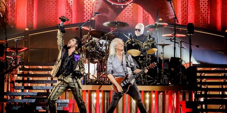 Queen + Adam Lambert: il tour europeo posticipato al 2021