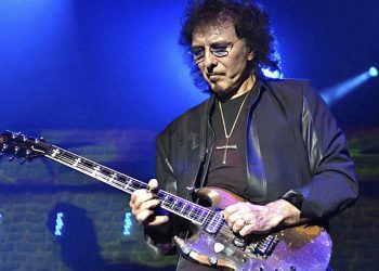 Tony Iommi, “Con Kiss e Van Halen non avevamo buoni rapporti”
