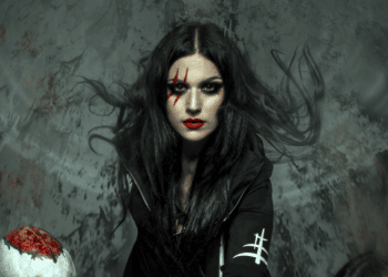 Lacuna Coil, Cristina Scabbia: “Stiamo cercando di usare i social per rassicurare tutti”