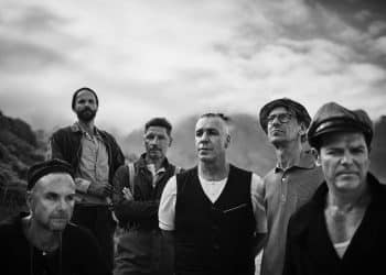 Rammstein, Till Lindemann è negativo al test per il coronavirus