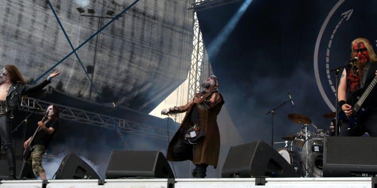 Turmion Katilot, il nuovo singolo “Naitu” dal loro pericoloso nono album “Global Warning”