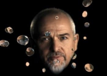 Peter Gabriel pubblica un concerto per raccogliere fondi per l’Italia