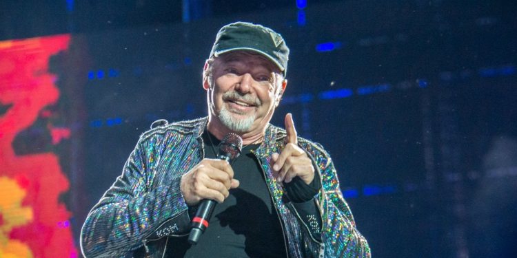 Vasco Rossi, è ufficiale: “sospesi” i concerti previsti per quest’anno