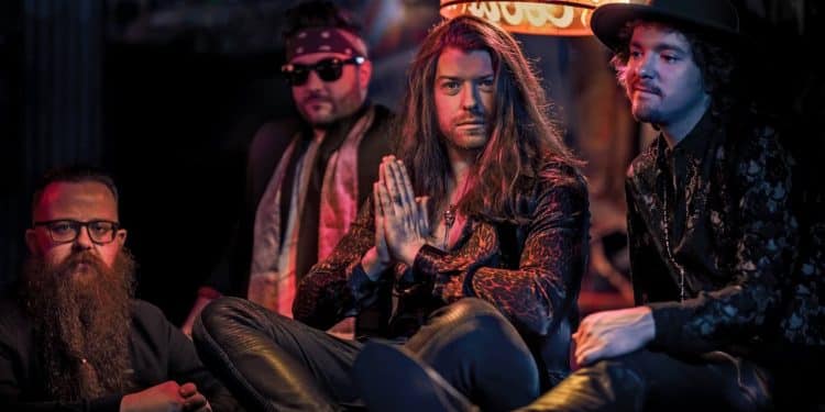 Passion, la cover “Up All Night” degli Slaughter