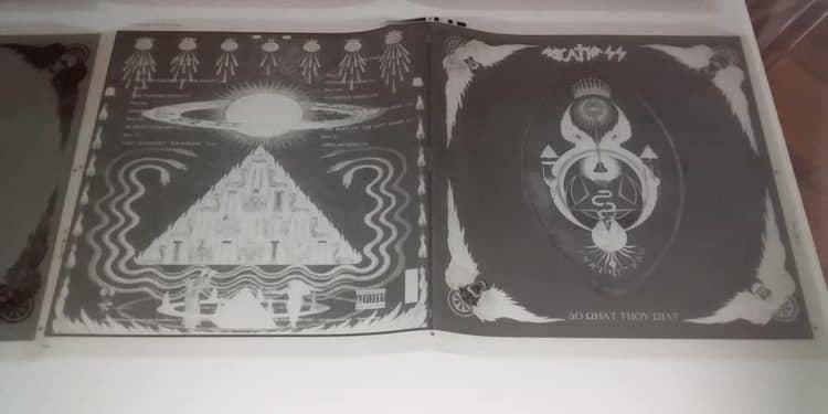 Death SS, il corredo grafico “originale” del vinile di Do What Thou Wilt