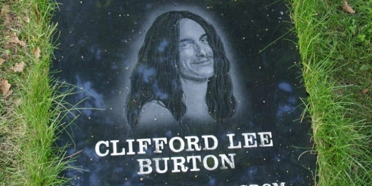 Tombe Rock, lo stile dedicato a Cliff Burton sul luogo dell’incidente