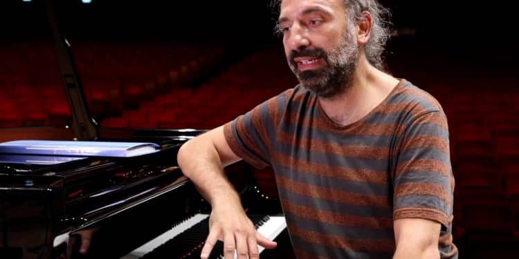 Bollani e Joo, concerto rinviato. Era previsto venerdì 29 maggio all’Orfeo di Taranto