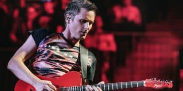 Matt Bellamy non registrerà il nuovo album dei Muse con una chitarra qualsiasi