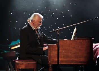 Tombe Rock, le immagini della tomba di Jon Lord dei Deep Purple