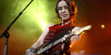 ALANIS MORISSETTE: il concerto in Italia è posticipato