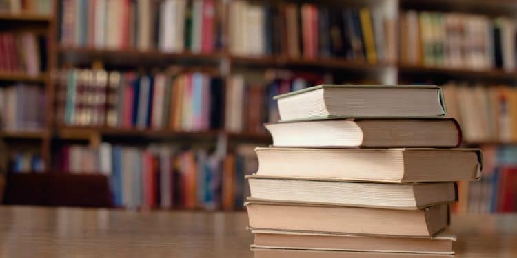 Altaforte Edizioni, oscurata la pagina Facebook della casa editrice sovranista, “censura inaccettabile”