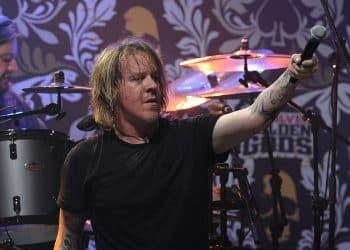 Fear Factory, Burton C. Bell lascia ufficialmente la band