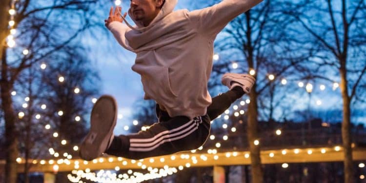 Bernal indisposto, arriva Rojas star tv. MediTa: sostituzione-lampo con il ballerino cubano