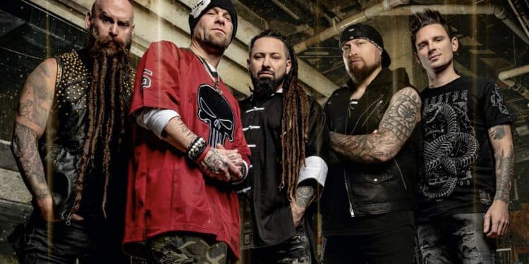 FIVE FINGER DEATH PUNCH, ufficiale il cambio di formazione