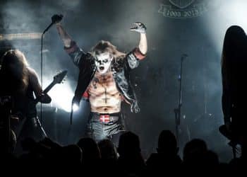 TAAKE, KAMPFAR: tour posticipato a gennaio 2022