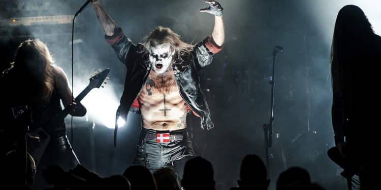 TAAKE, KAMPFAR: tour posticipato a gennaio 2022