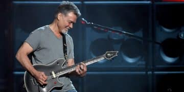 Van Halen, è morto Eddie Van Halen. Aveva 65 anni