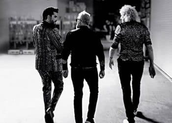 QUEEN + ADAM LAMBERT – Live Around The World