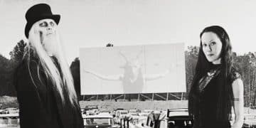 Bloody Hammers, il nuovo singolo Not Of This Earth