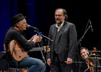 Orchestra Magna Grecia ed Enzo Gragnaniello, un anno fa, l’ultimo spettacolo in teatro