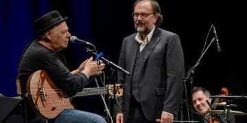 Orchestra Magna Grecia ed Enzo Gragnaniello, un anno fa, l’ultimo spettacolo in teatro