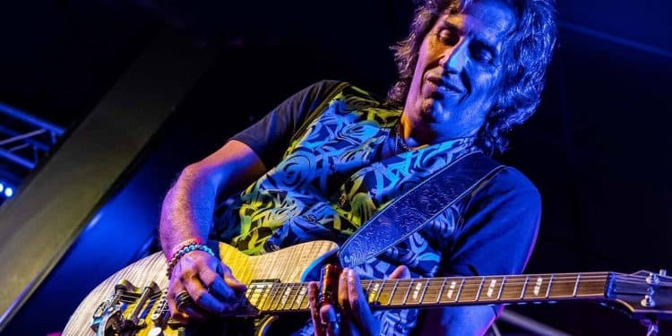 ANDREA CERVETTO, “Amo ascoltare chiunque suoni una chitarra e non solo”