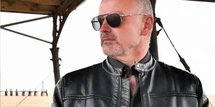 GARY HUGHES – Waterside