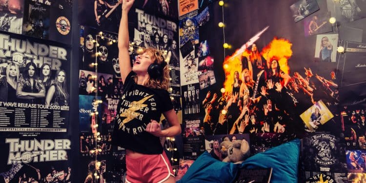 THUNDERMOTHER – Heat Wave (Deluxe Edition)