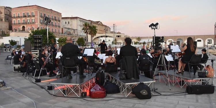 MAGNA GRECIA FESTIVAL, mercoledì 28 luglio classiche armonie al Molo Sant’Eligio