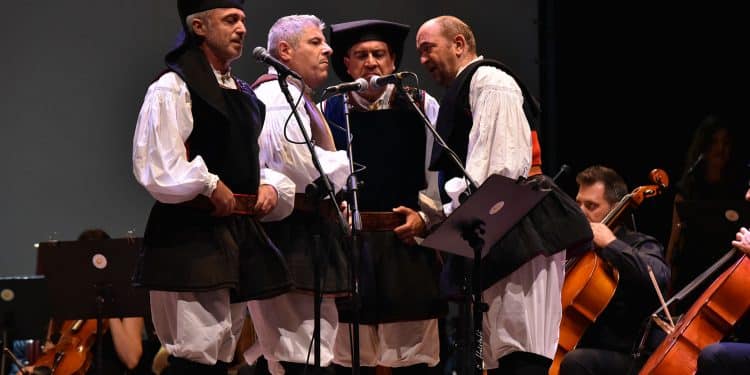 Venerdì sera nell’Arena Villa Peripato applausi per “Dante – I Canti della Terra”