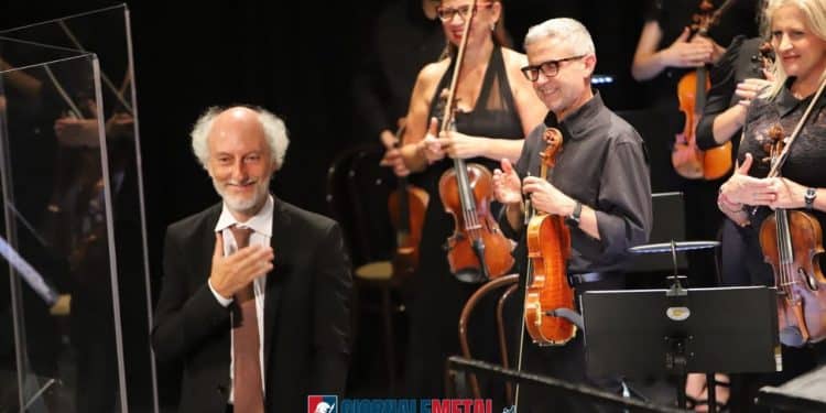 Magna Grecia Festival, Roberto Vecchioni + Orchestra – Teatro Orfeo (TA) 19/07/21