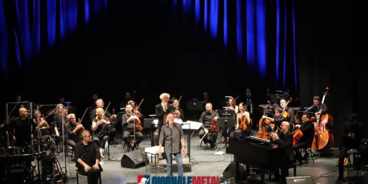 Magna Grecia Festival, Roberto Vecchioni + Orchestra – Teatro Orfeo (TA) 19/07/21