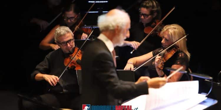 Magna Grecia Festival, Roberto Vecchioni + Orchestra – Teatro Orfeo (TA) 19/07/21