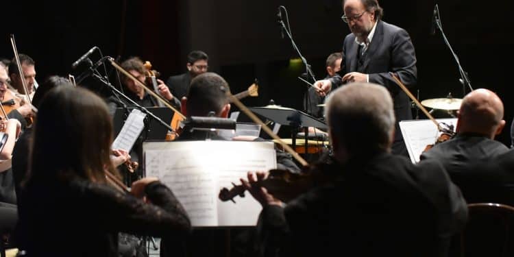 Amara e Simona Molinari lunedì 9 agosto all’Arena Villa Peripato. L’incanto della voce femminile