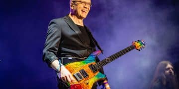 Devin Townsend: aprirà i concerti dei Dream Theater