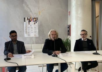 Carmen Consoli, Lello Arena e tanti artisti nazionali nel nuovo cartellone invernale del Teatro Fusco