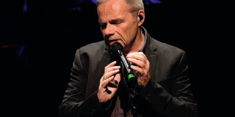 Marc Ysaye: la voce dei Machiavel pubblica in Italia il singolo “Rollin Machine”