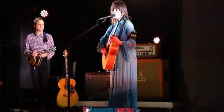 Carmen Consoli, quelle brave ragazze in tour col camper