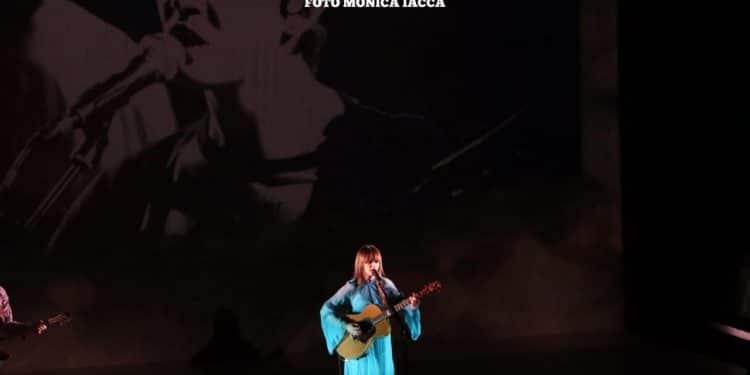 Carmen Consoli, quelle brave ragazze in tour col camper