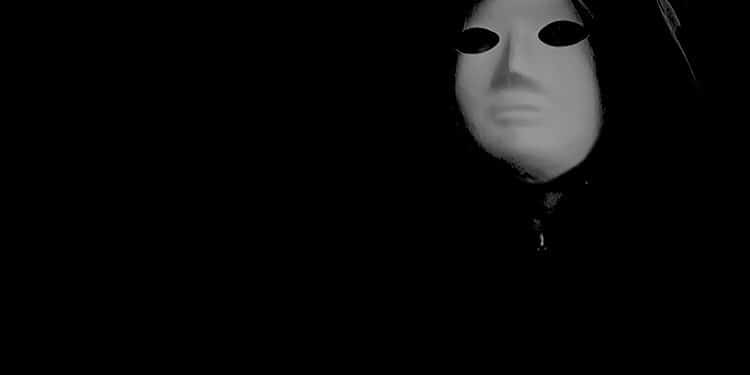 Il duo irlandese Movment pubblica un nuovo album oscuro e atmosferico