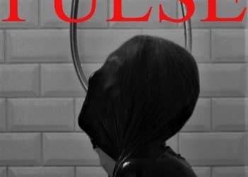 MARY CREAM, firmano per Club Inferno Ent.