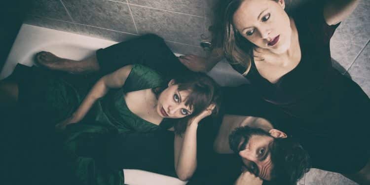 “You the People”, il nuovo video dei VONAMOR sospeso tra electro dark e post punk