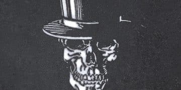 WHITE SKULL: “L’Anima del Teschio”, la biografia ufficiale su Arcana Edizioni