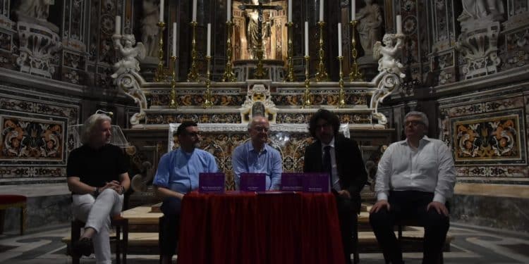 John Rutter, conferenza stampa al Duomo di San Cataldo